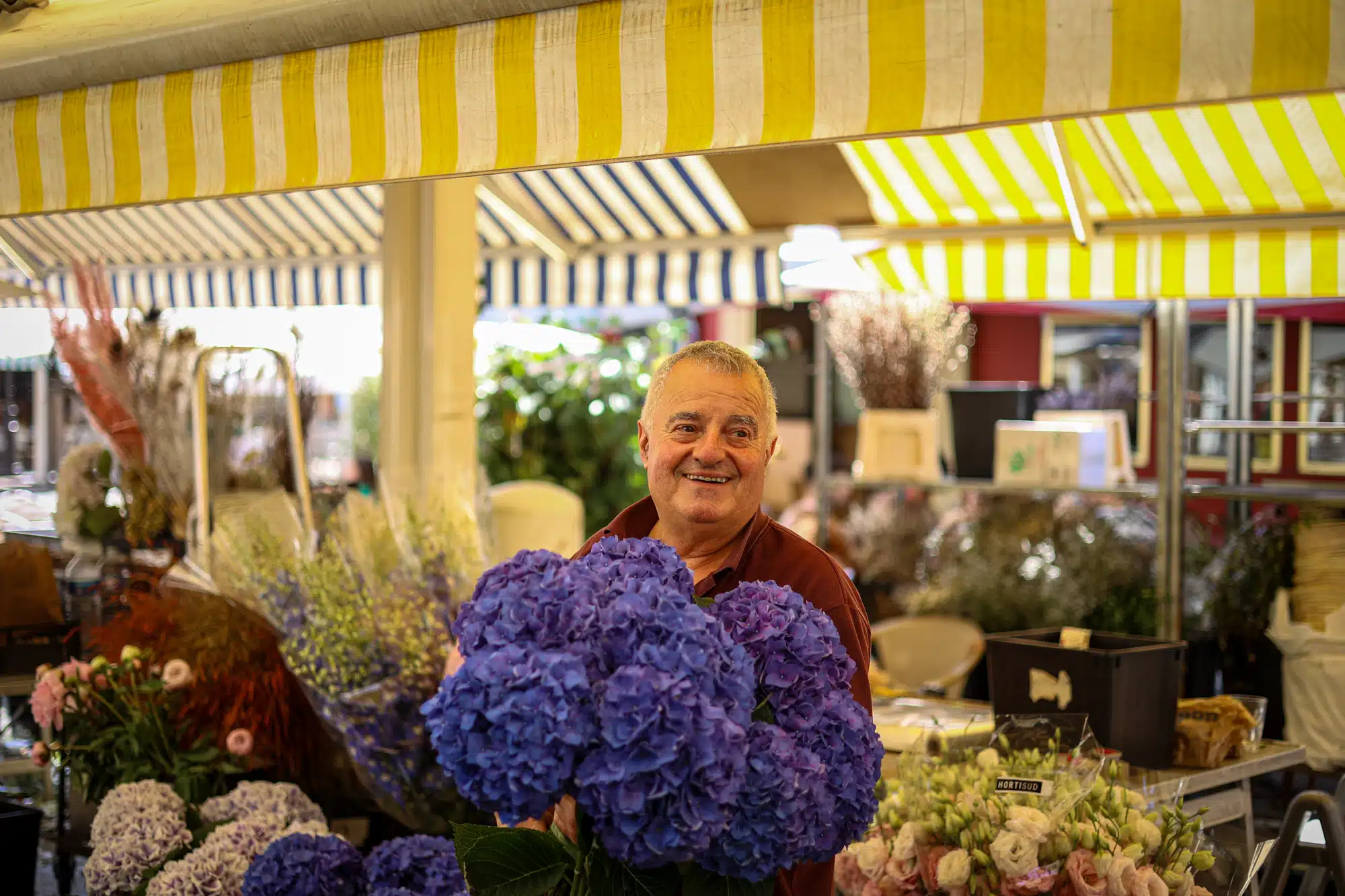 Jean-Patrice Mege sur son étal du Cours Saleya